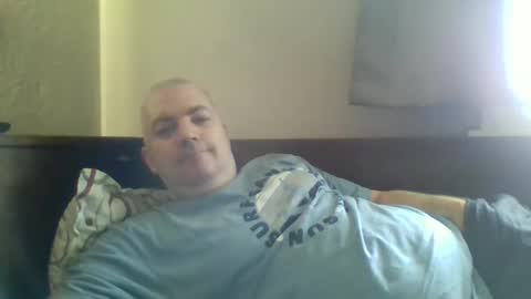 Snapshot of superboy78 chatting on 01-05-25, 11:26 superboy78 online show from 01-05-25, 11:26