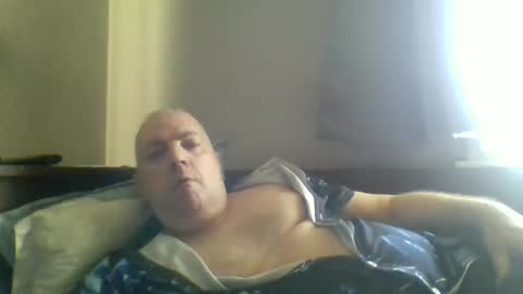 Snapshot of superboy78 chatting on 09-22-25, 01:24 superboy78 online show from 09-22-25, 01:24