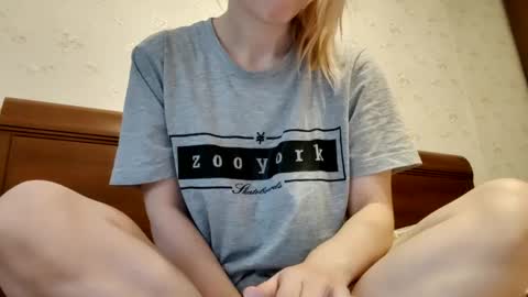 Annie online show from 01-20-25, 07:04