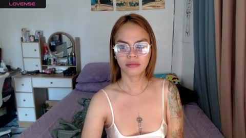 Snapshot of superhotvaleria chatting on 07-07-26, 11:20 Im val online show from 07-07-26, 11:20