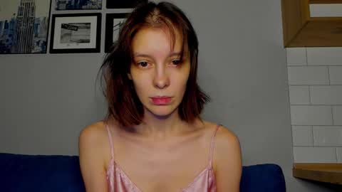 Una online show from 11-08-25, 08:51