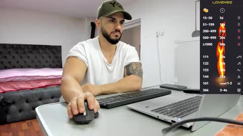 supermanboyxxl online show from 02-25-26, 06:45