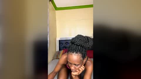 Snapshot of supersexxy_chyna chatting on 06-19-26, 10:08 supersexxy_chyna online show from 06-19-26, 10:08