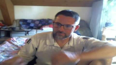 Snapshot of supersquirrel81 chatting on 04-25-26, 02:25 supersquirrel81 online show from 04-25-26, 02:25