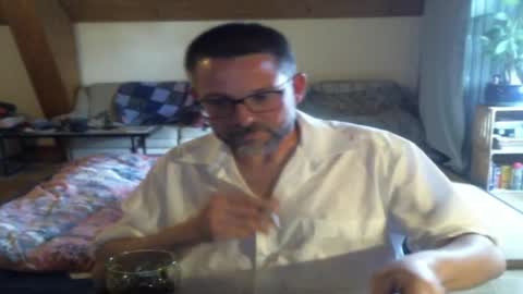 Snapshot of supersquirrel81 chatting on 05-19-26, 04:24 supersquirrel81 online show from 05-19-26, 04:24