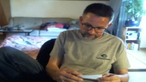 Snapshot of supersquirrel81 chatting on 05-20-26, 04:57 supersquirrel81 online show from 05-20-26, 04:57