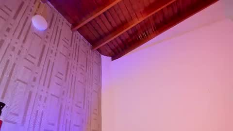 Snapshot of suprasexyjohn chatting on 06-10-26, 08:41 llllSupra llll online show from 06-10-26, 08:41