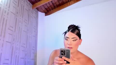 Snapshot of suprasexyjohn chatting on 06-14-26, 05:59 llllSupra llll online show from 06-14-26, 05:59