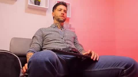 Snapshot of supreme_alpha_ chatting on 11-07-25, 03:17 supreme_alpha_ online show from 11-07-25, 03:17