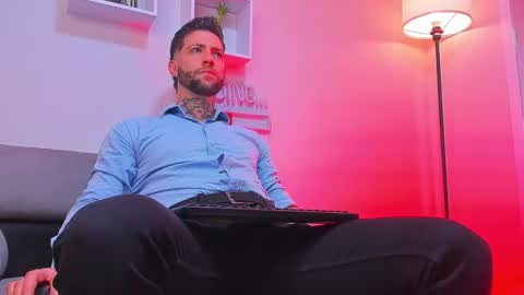 supreme_alpha_ online show from 11-15-25, 03:26