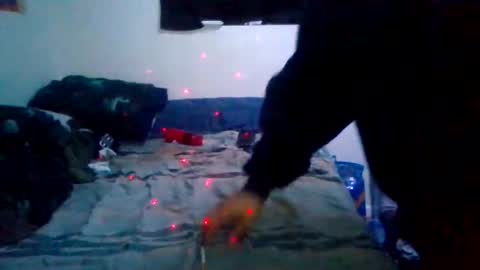 BumbleBeeTuna93 online show from 11-25-25, 07:19