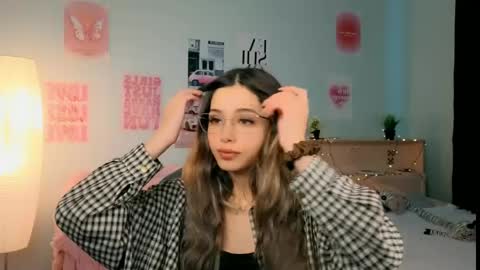 Sara online show from 03-23-26, 12:31