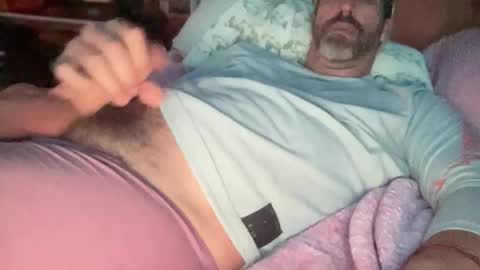 SurfGuy82 online show from 10-17-25, 04:37