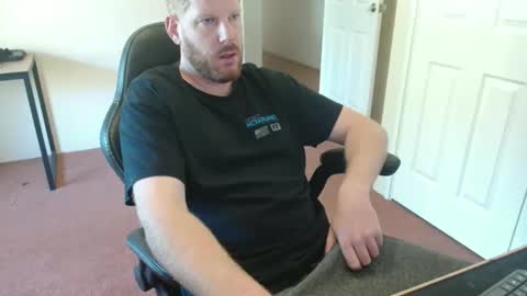 surge_0 online show from 10-18-25, 11:38