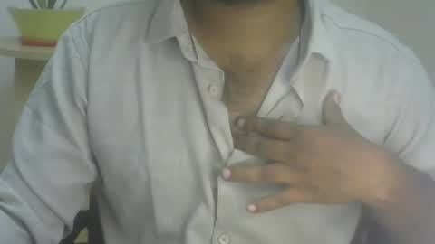 Snapshot of suryamahesh333 chatting on 06-12-26, 05:45 suryamahesh333 online show from 06-12-26, 05:45