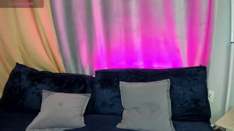 Annie online show from 03-07-25, 01:31