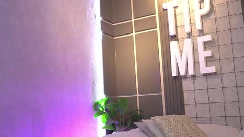 susan_wall online show from 04-23-26, 01:35