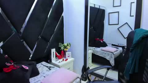 Susana Flame online show from 07-14-26, 03:33