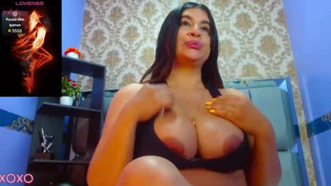 Snapshot of susana_hicks chatting on 05-28-26, 12:57 S U S A N A online show from 05-28-26, 12:57