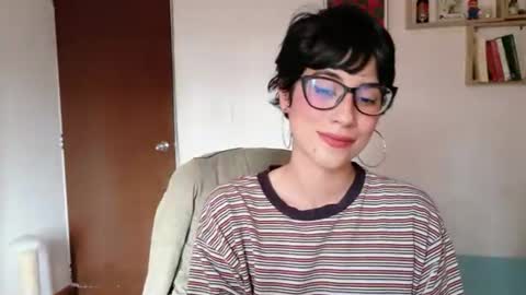 susana_w online show from 06-18-26, 08:46