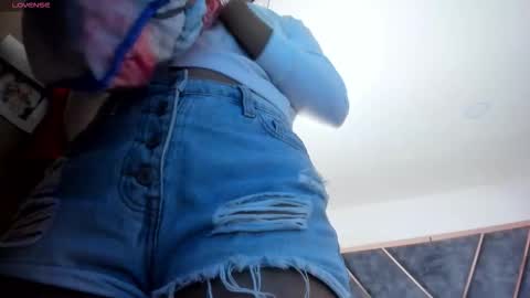 susanahenao online show from 03-24-26, 05:40