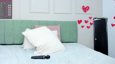 Amelia  online show from 02-20-25, 11:10