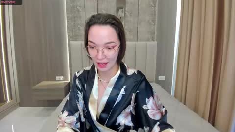 susannjohnson online show from 11-26-25, 12:33