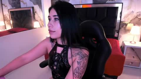 Snapshot of susanvilla chatting on 06-02-26, 08:11 susanvilla online show from 06-02-26, 08:11