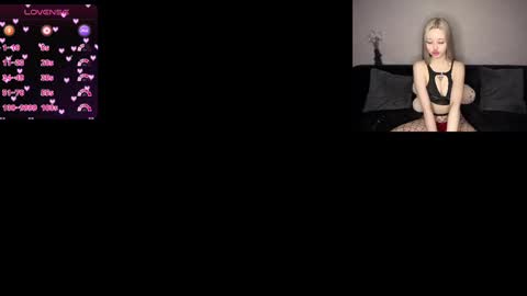 Snapshot of susieevans chatting on 02-12-25, 02:43 Sue online show from 02-12-25, 02:43