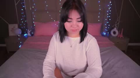 Snapshot of susiewood chatting on 02-06-26, 09:07 Susie online show from 02-06-26, 09:07