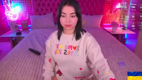 Snapshot of susiewood chatting on 02-23-26, 09:01 Susie online show from 02-23-26, 09:01