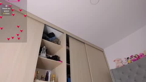Snapshot of sussan_dream chatting on 05-09-26, 04:06 Juliana garcia online show from 05-09-26, 04:06