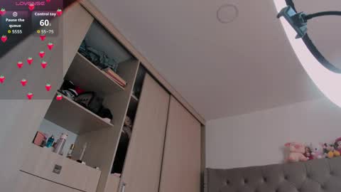 Snapshot of sussan_dream chatting on 05-31-26, 12:56 Juliana garcia online show from 05-31-26, 12:56