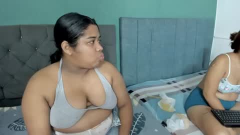 Snapshot of sussann_gomez chatting on 06-10-26, 12:37 sussann online show from 06-10-26, 12:37