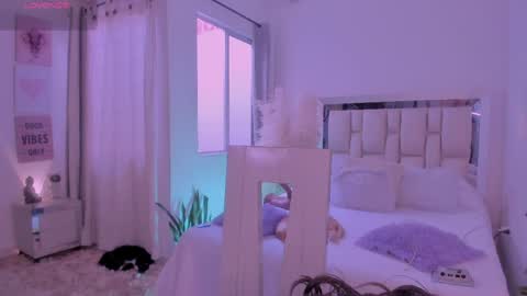Snapshot of sussy_bell_ chatting on 04-24-26, 09:50 sussy_bell_ online show from 04-24-26, 09:50