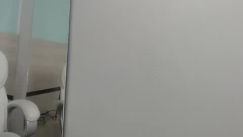 sussy leon online show from 02-05-25, 06:59