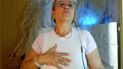 Sussy  online show from 05-19-26, 03:46
