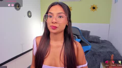 sussy_sweet4u online show from 03-07-25, 09:18