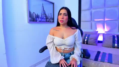 sussyfoxx_ online show from 05-09-26, 07:19