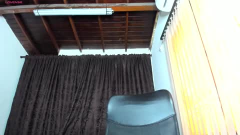 Snapshot of susyamis chatting on 01-13-25, 06:38 Susy online show from 01-13-25, 06:38