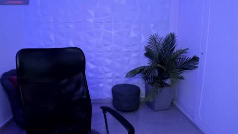 Snapshot of susyamis chatting on 02-27-25, 07:04 Susy online show from 02-27-25, 07:04