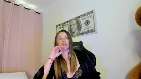 Snapshot of suzan__cooper2 chatting on 06-25-26, 05:06 suzan__cooper2 online show from 06-25-26, 05:06