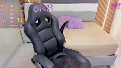Snapshot of suzetmonaco chatting on 05-26-26, 07:43 S U Z E T online show from 05-26-26, 07:43