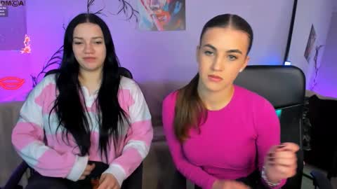 suzi_love online show from 10-12-25, 12:26