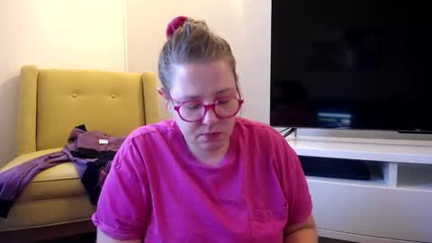 suzie stardust online show from 03-13-26, 06:53