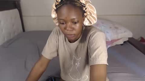 Snapshot of suzyblack4 chatting on 03-02-26, 07:15 Suzy online show from 03-02-26, 07:15