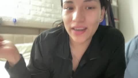 Snapshot of suzyishellawet chatting on 06-24-26, 06:07 Suzy online show from 06-24-26, 06:07