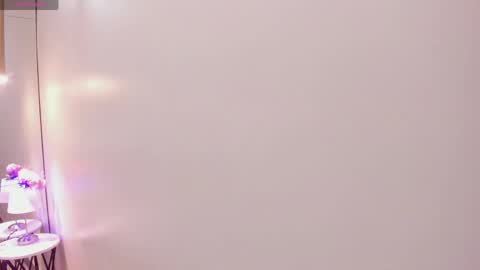Snapshot of suzylee_ chatting on 05-26-26, 02:51 suzylee_ online show from 05-26-26, 02:51
