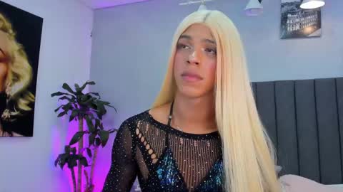 Snapshot of sven_basquiat chatting on 05-18-26, 04:07 Sven online show from 05-18-26, 04:07