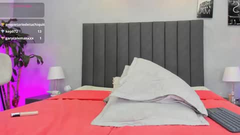 Snapshot of sven_basquiat chatting on 05-19-26, 01:56 Sven online show from 05-19-26, 01:56